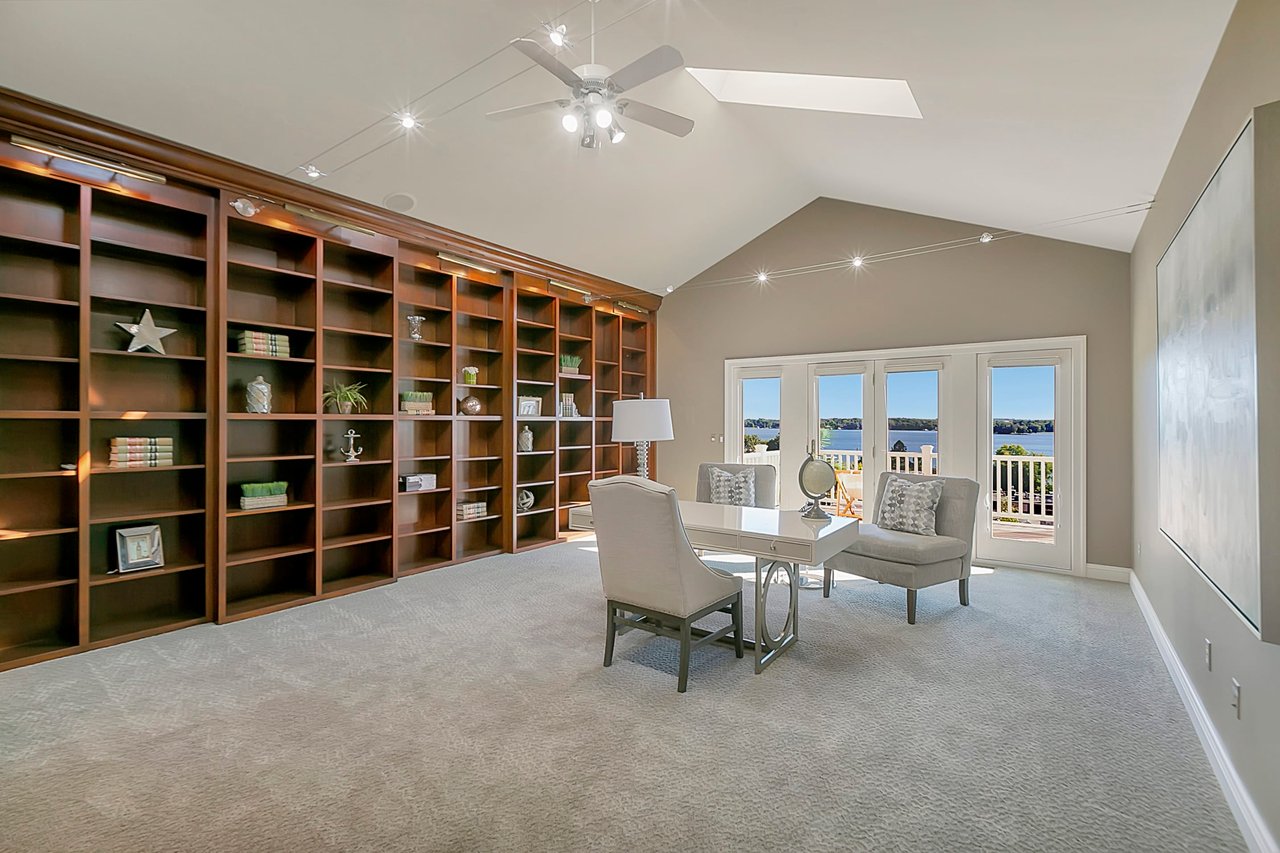 Stunning Downtown Wayzata Townhome // Wayzata Bay Views!