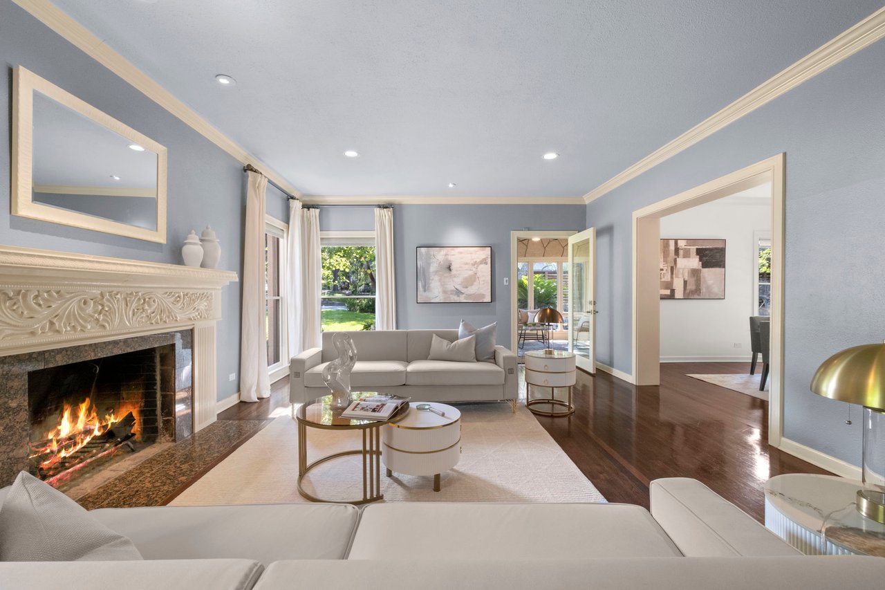 Luxury Property in Olmos Park