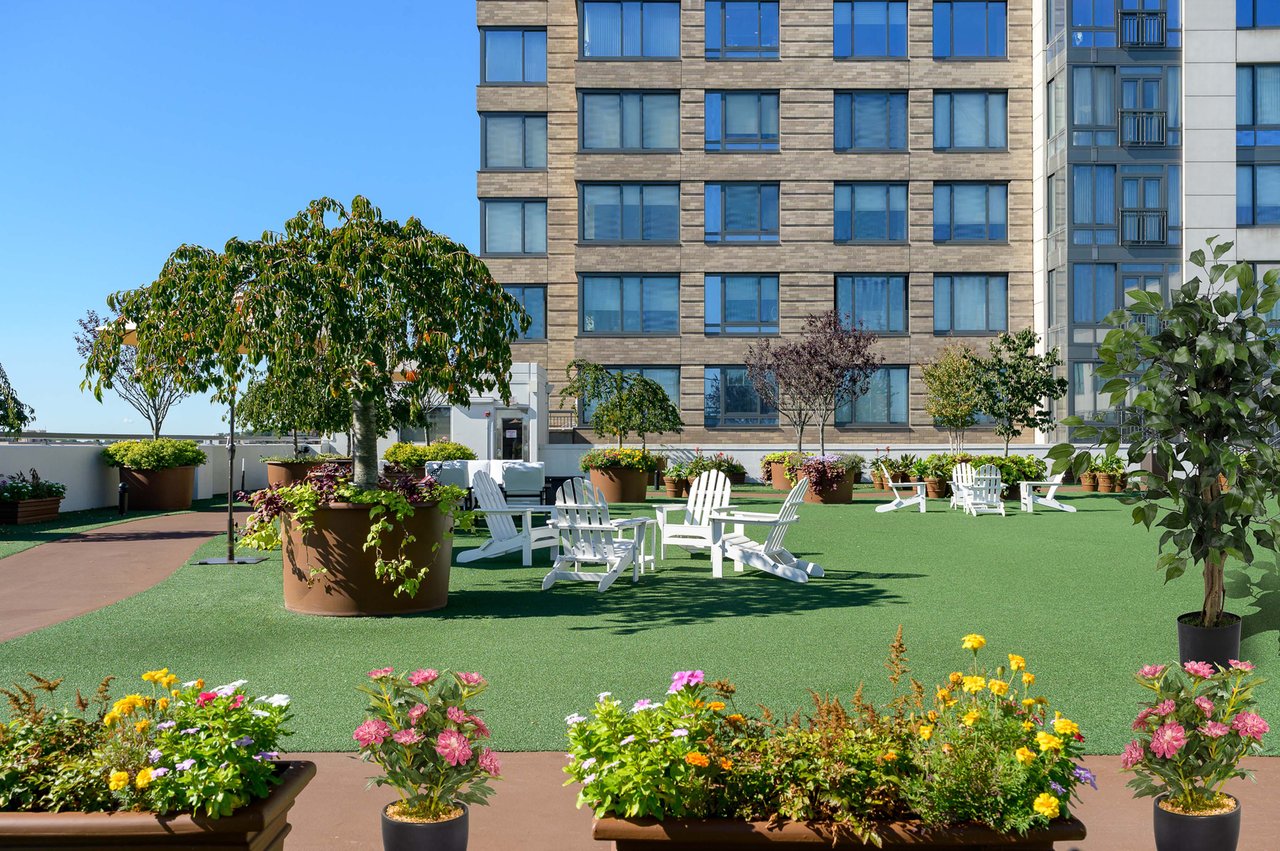10 City Place, #21B, White Plains, NY 10601