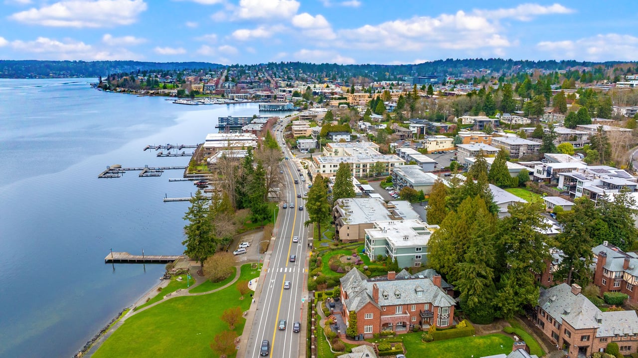 6620 Lake Washington Boulevard NE Unit: 303