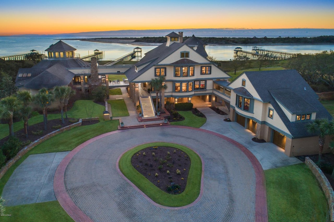 7319 Carolina Beach Rd