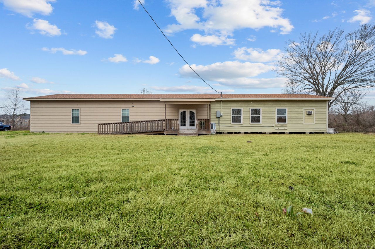 1208 W. Clayton