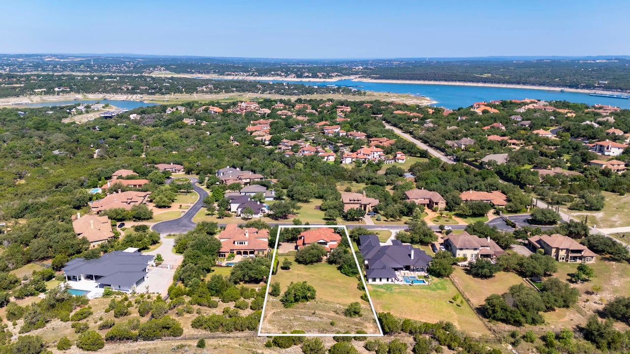 107 Bella Strada Cove