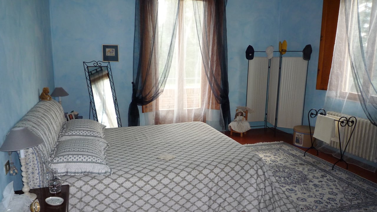 VILLA DI MEZZO