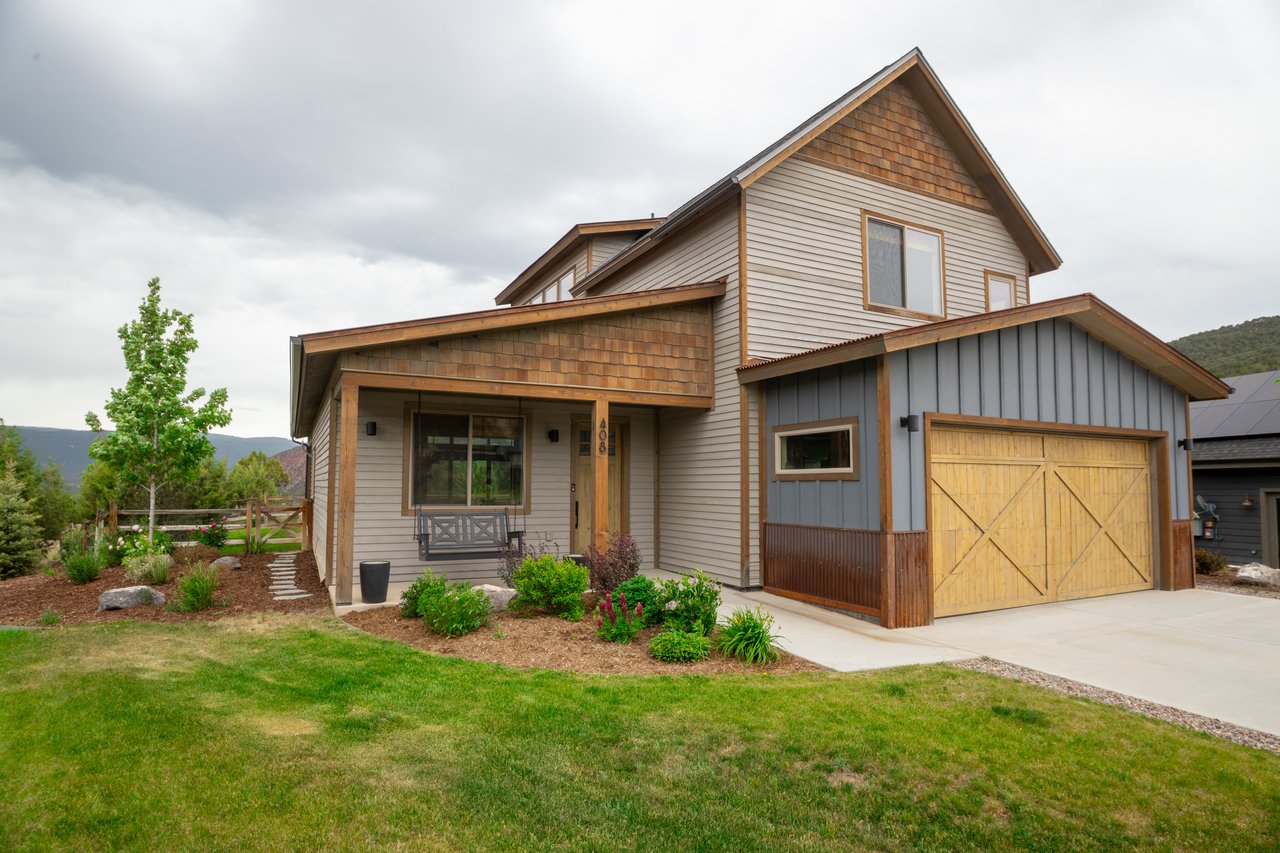 Pristine and Bright Four-Season Colorado Home