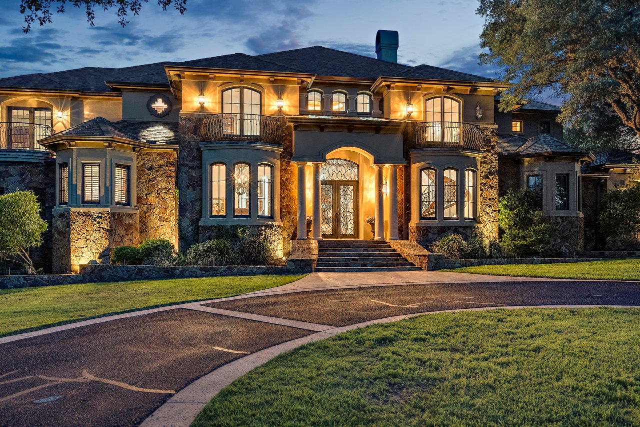 16715 Destiny Cove