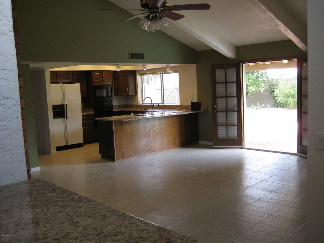 8149 N 18TH Place