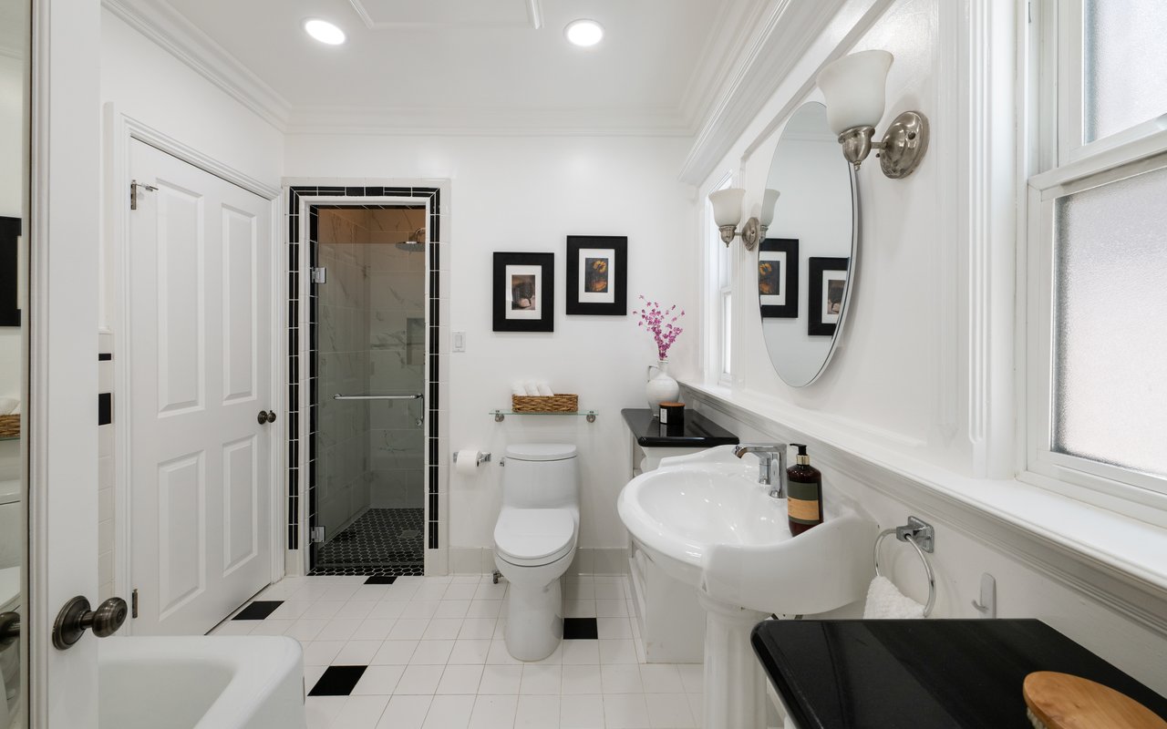 4547 Ledge Ave, Toluca Lake