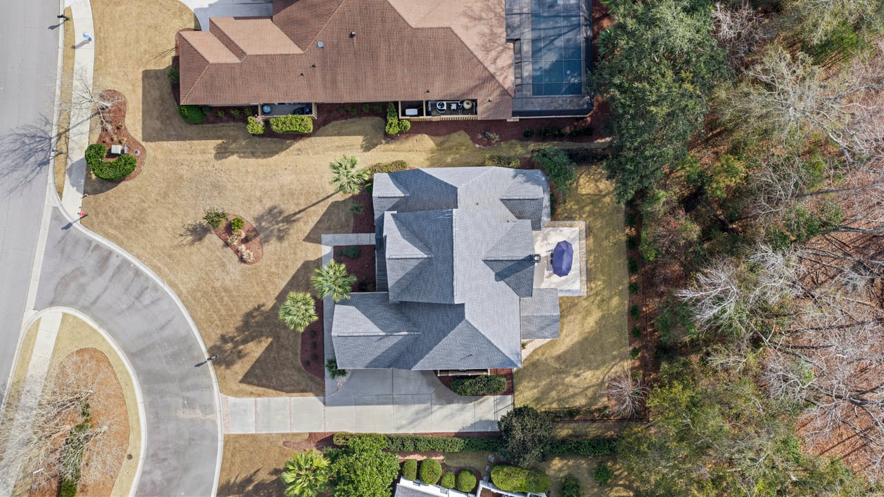 257 Farnsleigh Avenue