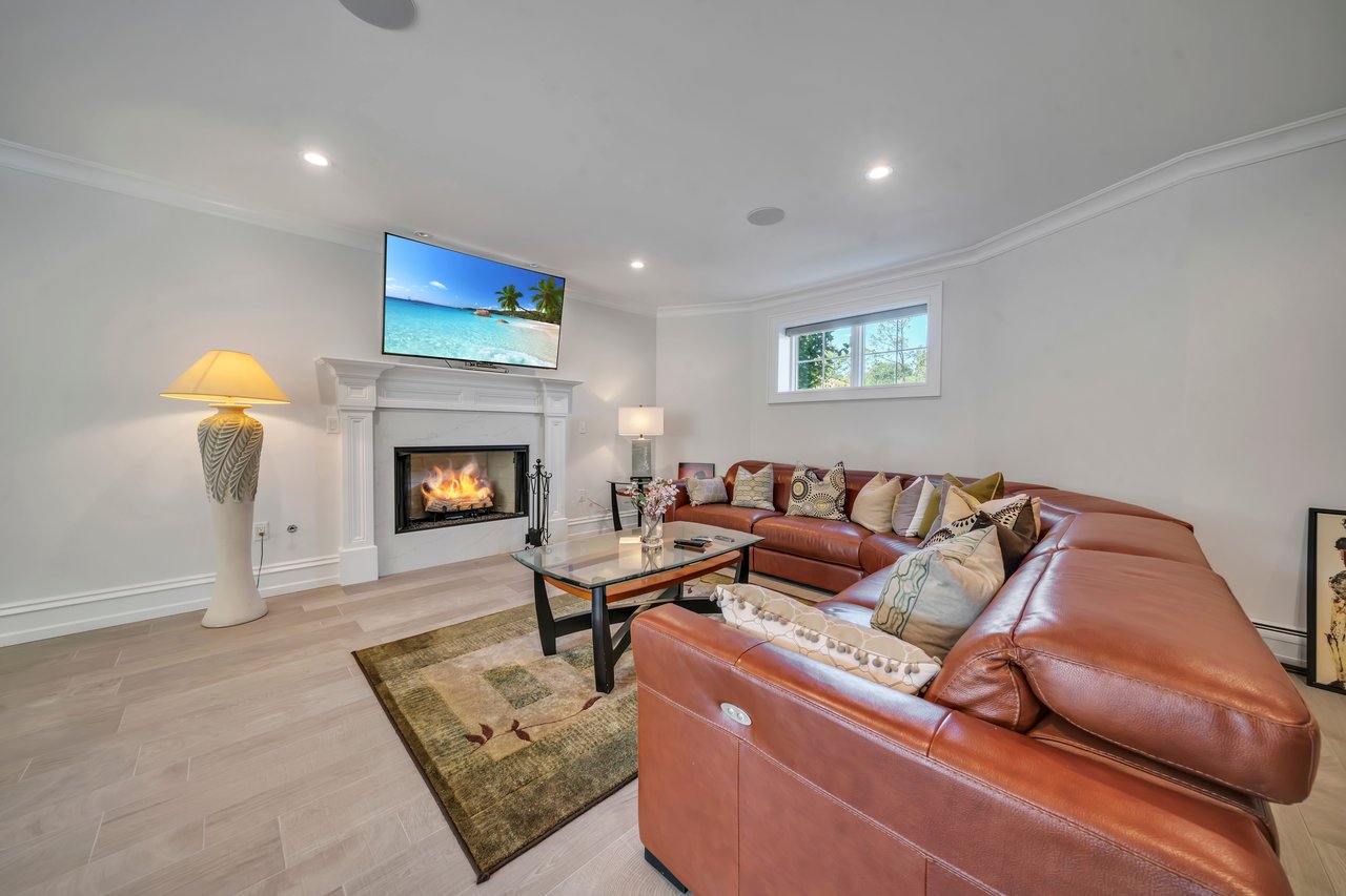 214 Forest Road