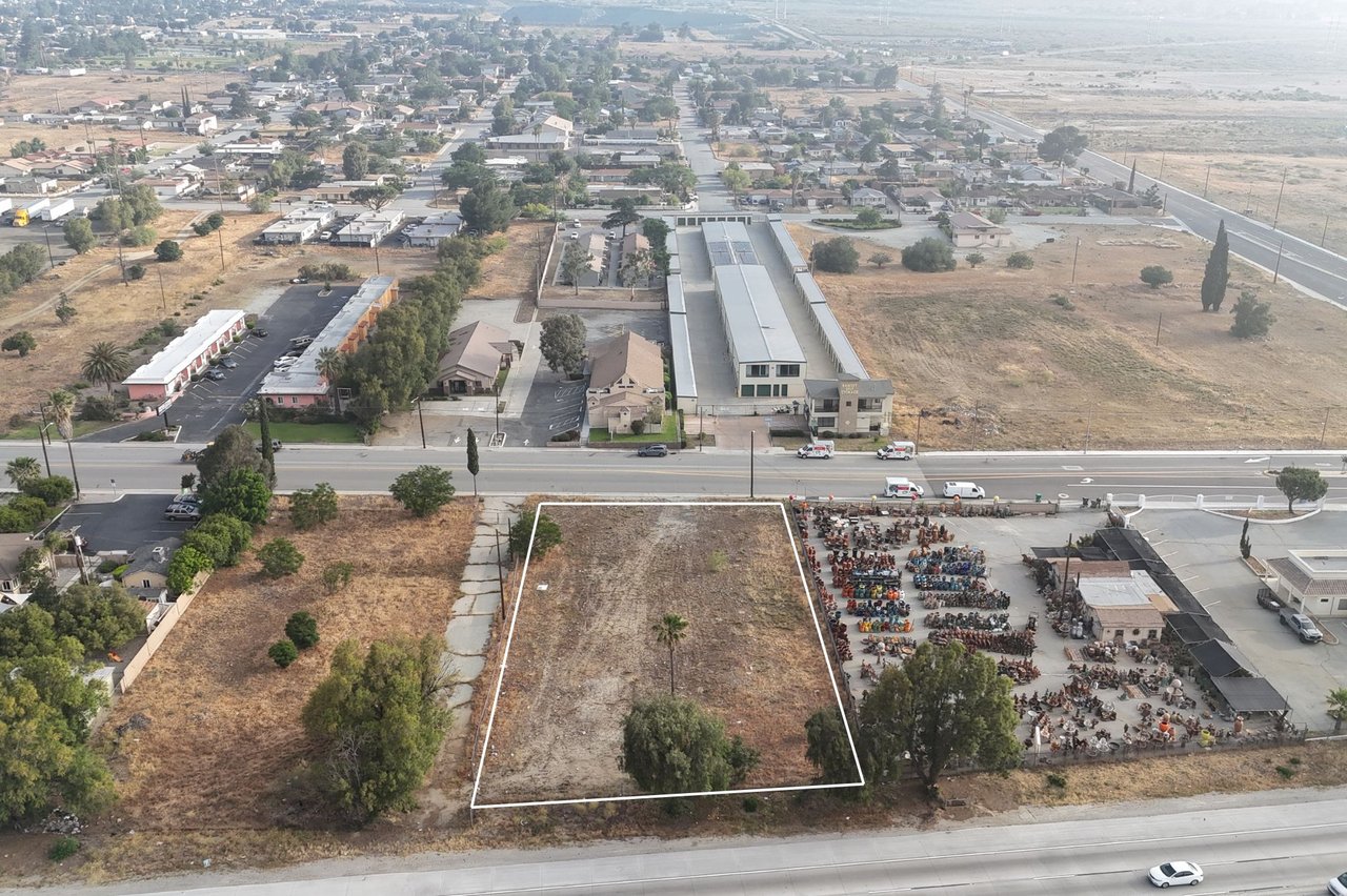 East Ramsey Street, Banning, CA 92220