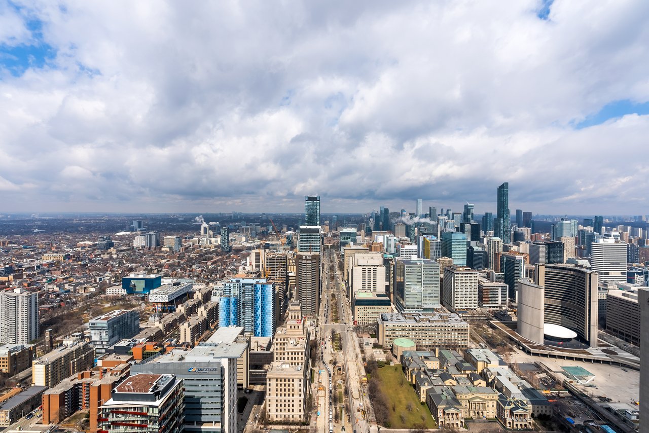 Suite 5804- 180 University Avenue