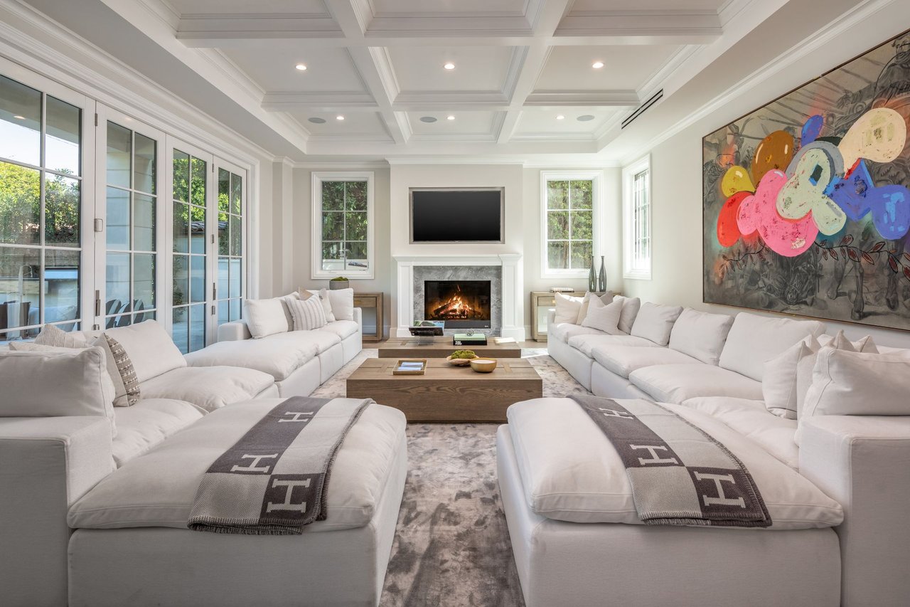 604 Walden Dr