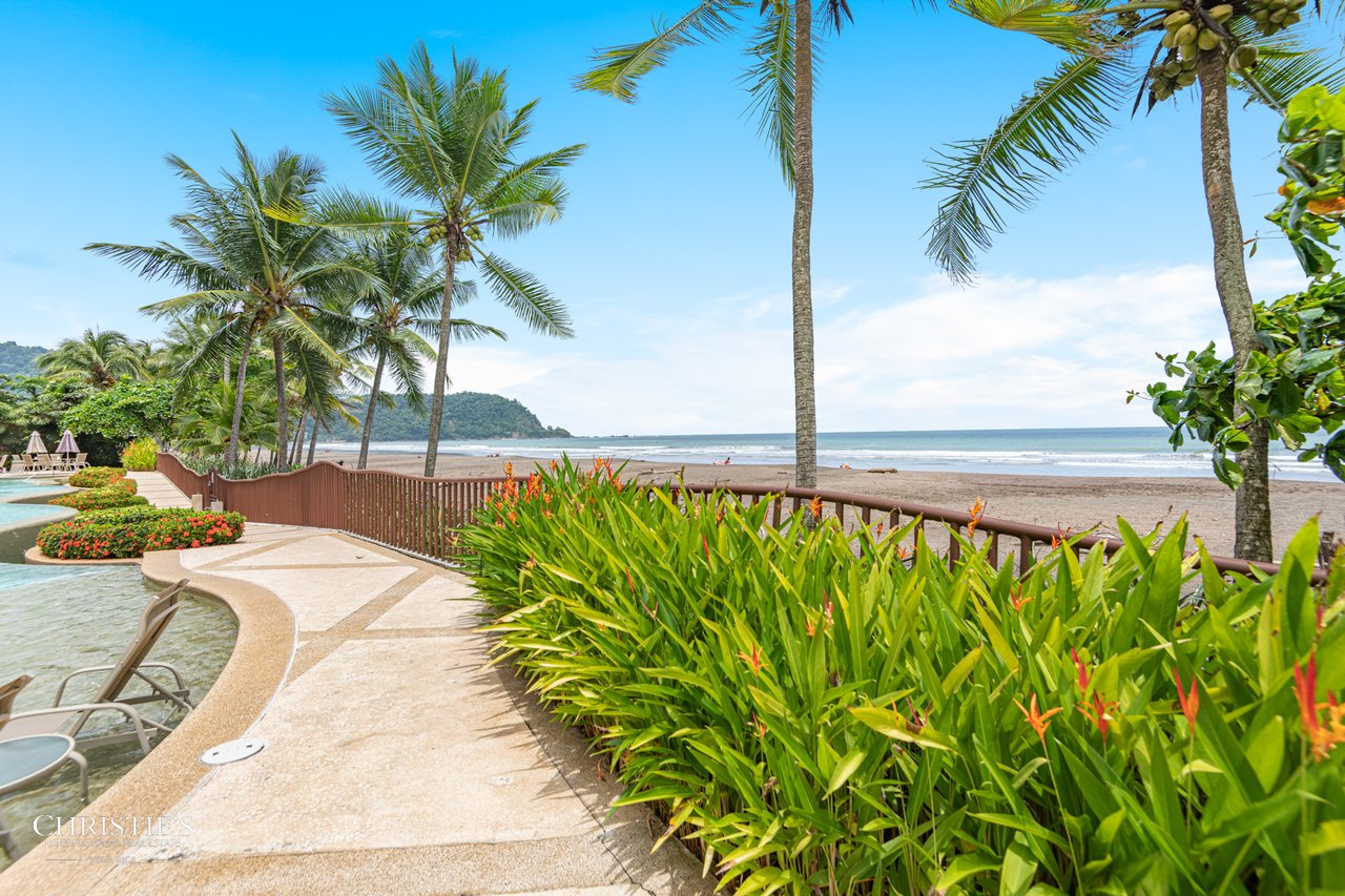 Luxury Living with Panoramic Beachfront Views at Vista Las Palmas 3D