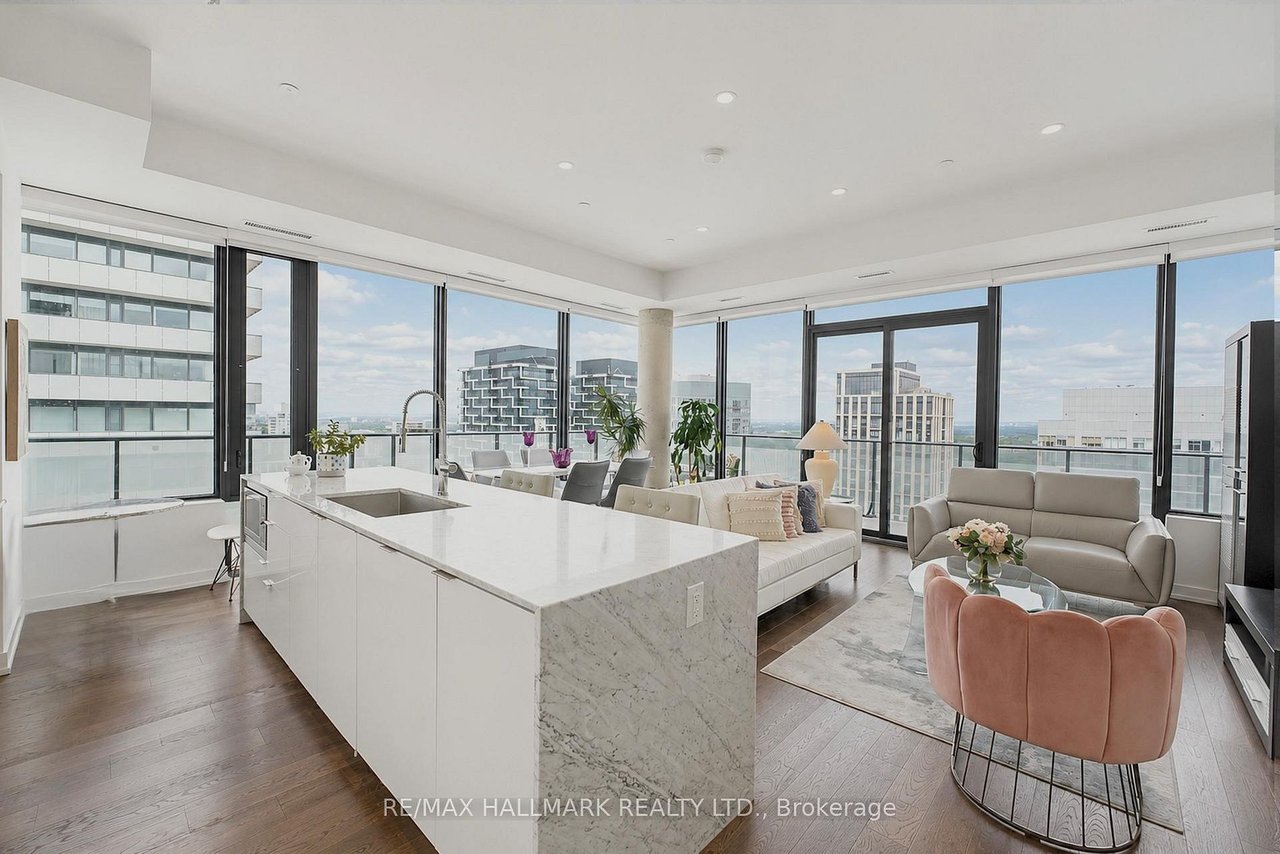 PRESTIGE LIVING AT YONGE & EGLINTON