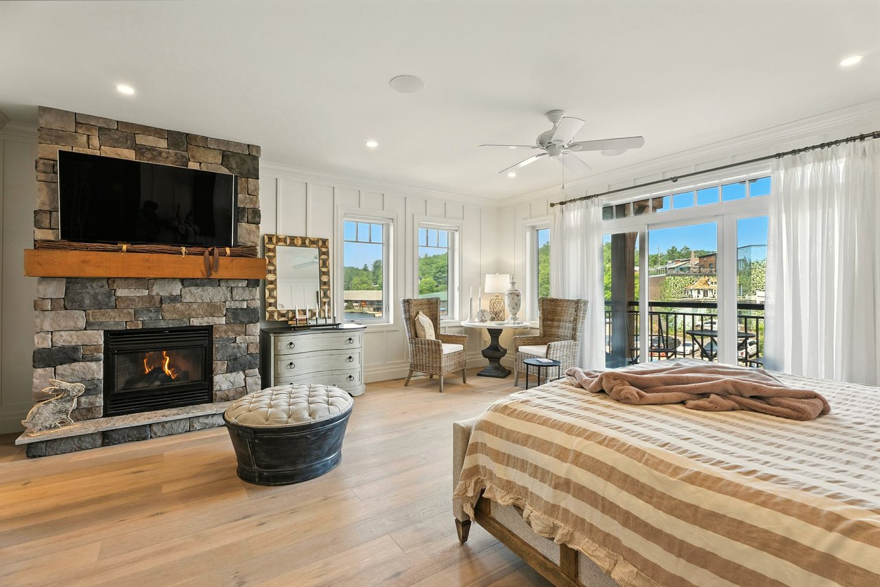 #205 - 97C JOSEPH STREET