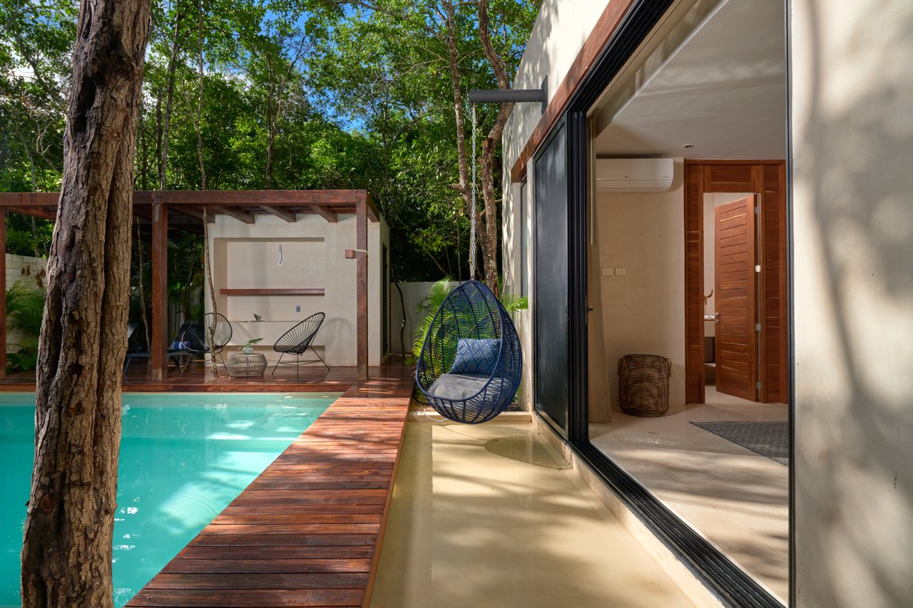 Casa Lydia | 3BR Villa w/ Walk-Out Pool Suite