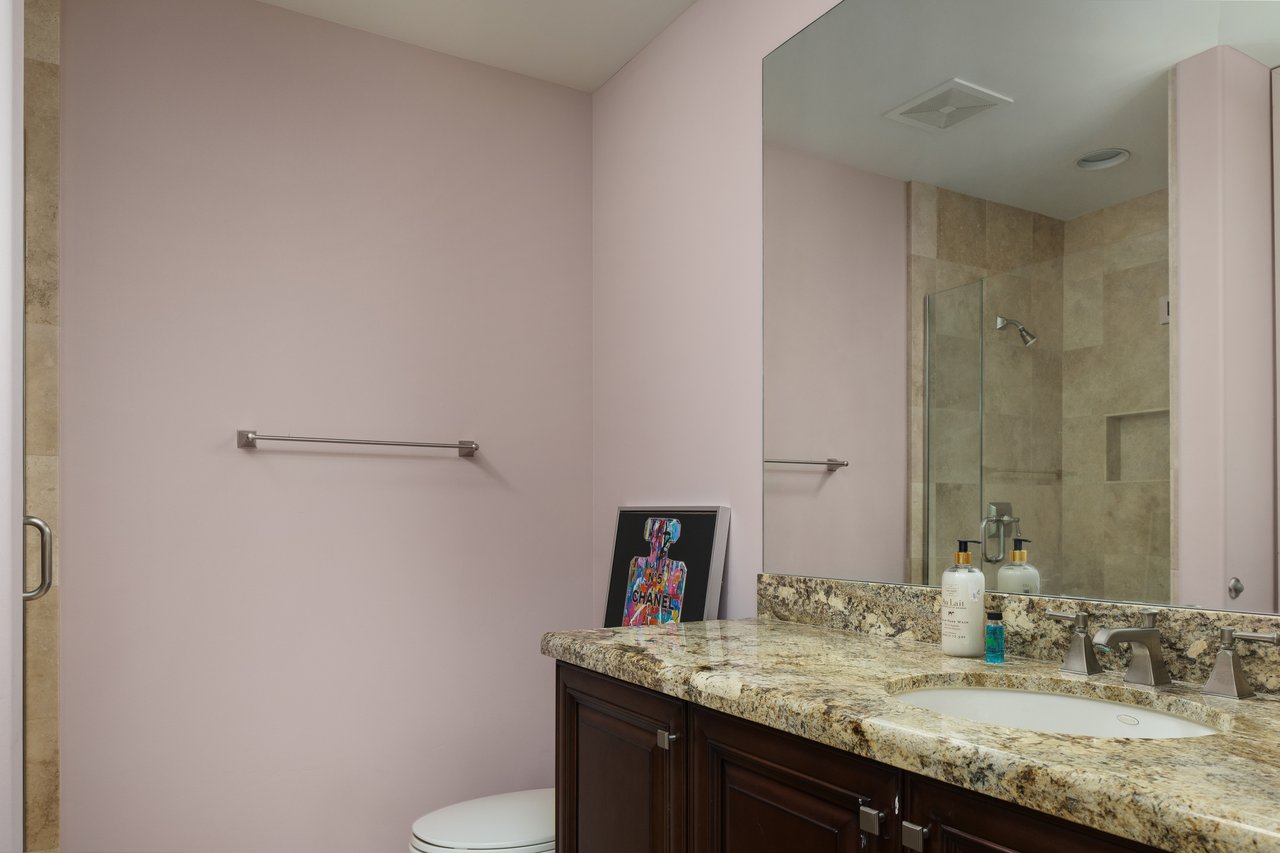 2402 E ESPLANADE Lane PH2