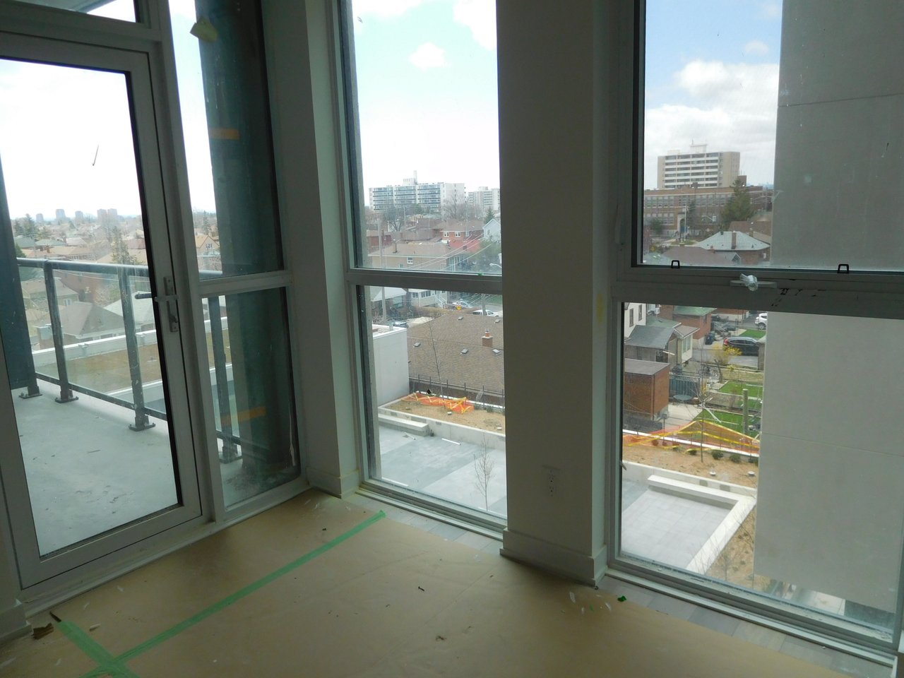 1603 Eglinton Avenue W 508