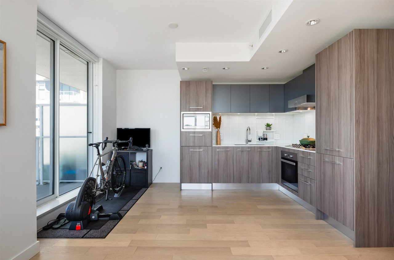 2220 Kingsway, #1509