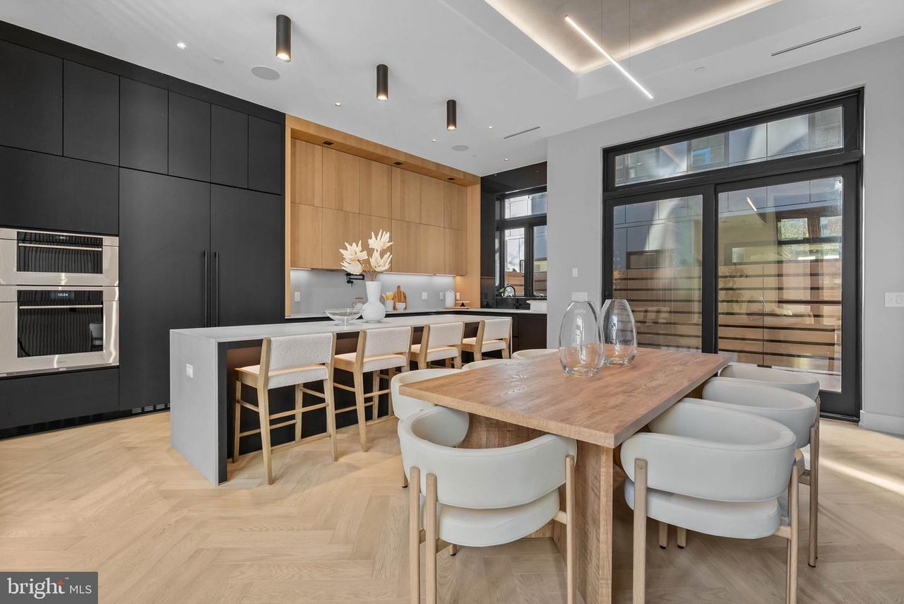 110 S Bonsall St, Philadelphia, PA 19103