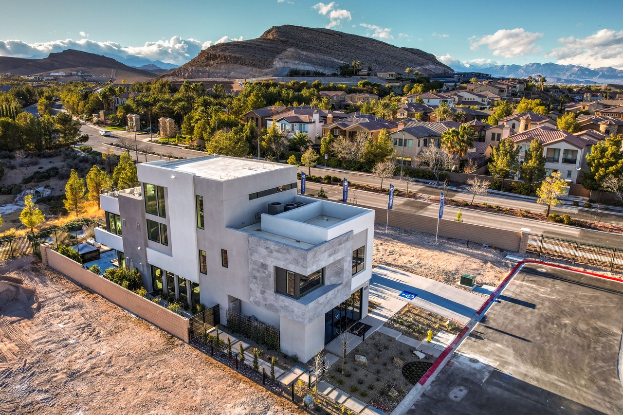 4077 Heron Fairway Dr