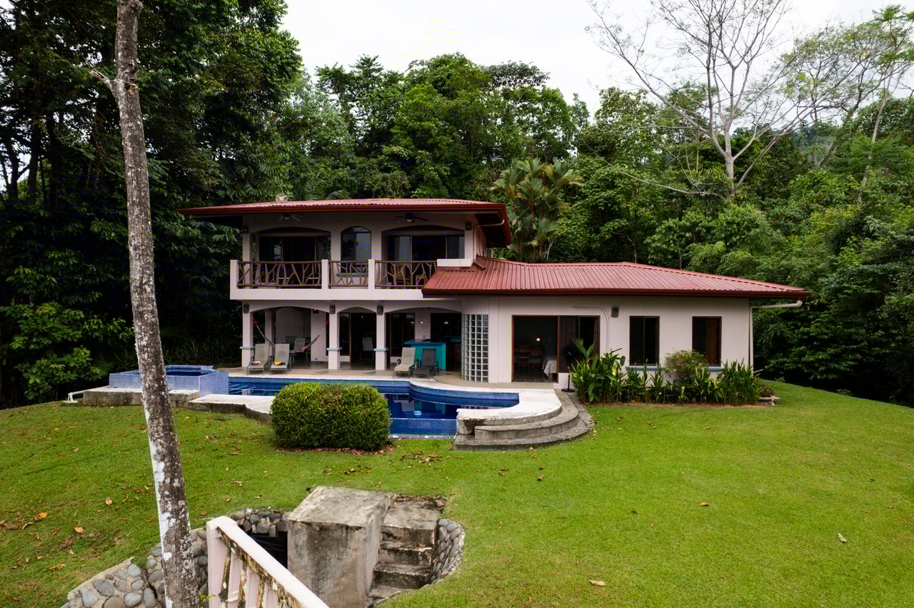 Ocean View home in Ventanas with Privacy