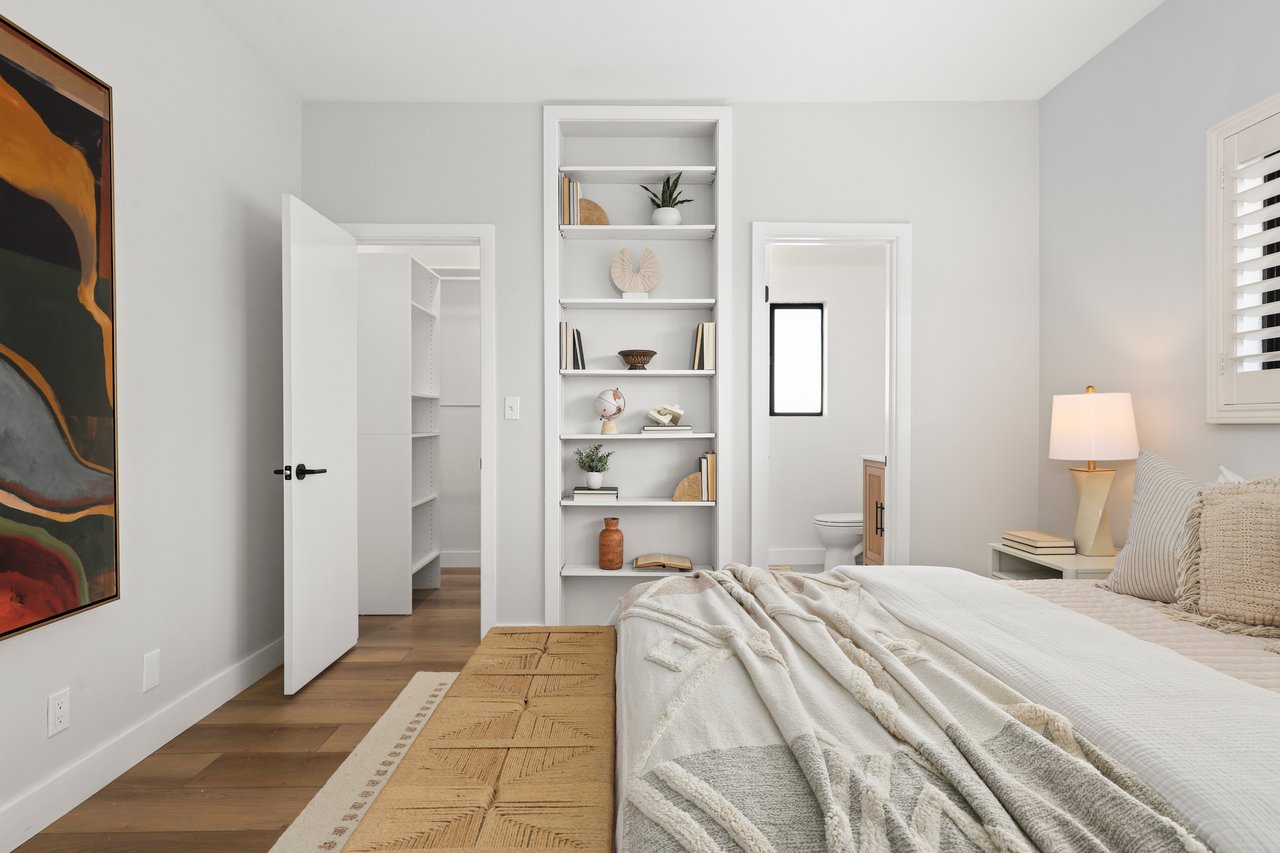 1049 16th Street, Unit 5