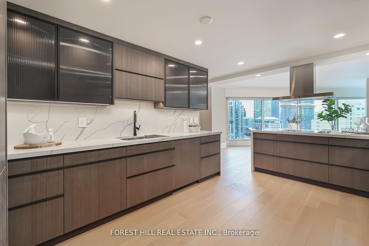 LOWER PENTHOUSE IN THE FINANCIAL DISTRICT