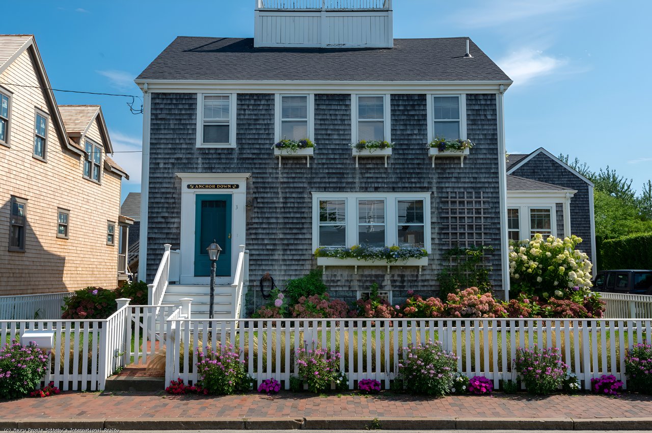 3 North Beach Street