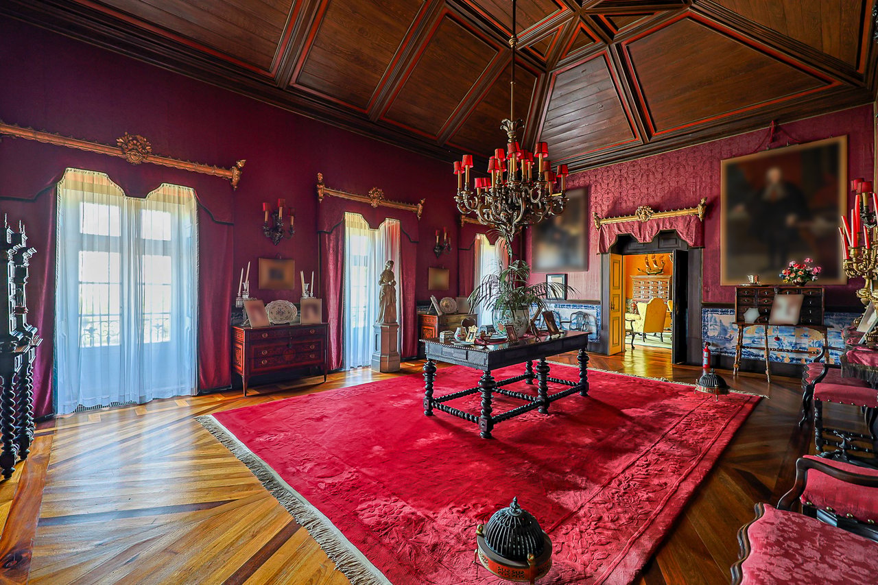 Magnificent 17th-Century Palace with  76,400 m² Estate Near Coimbra
