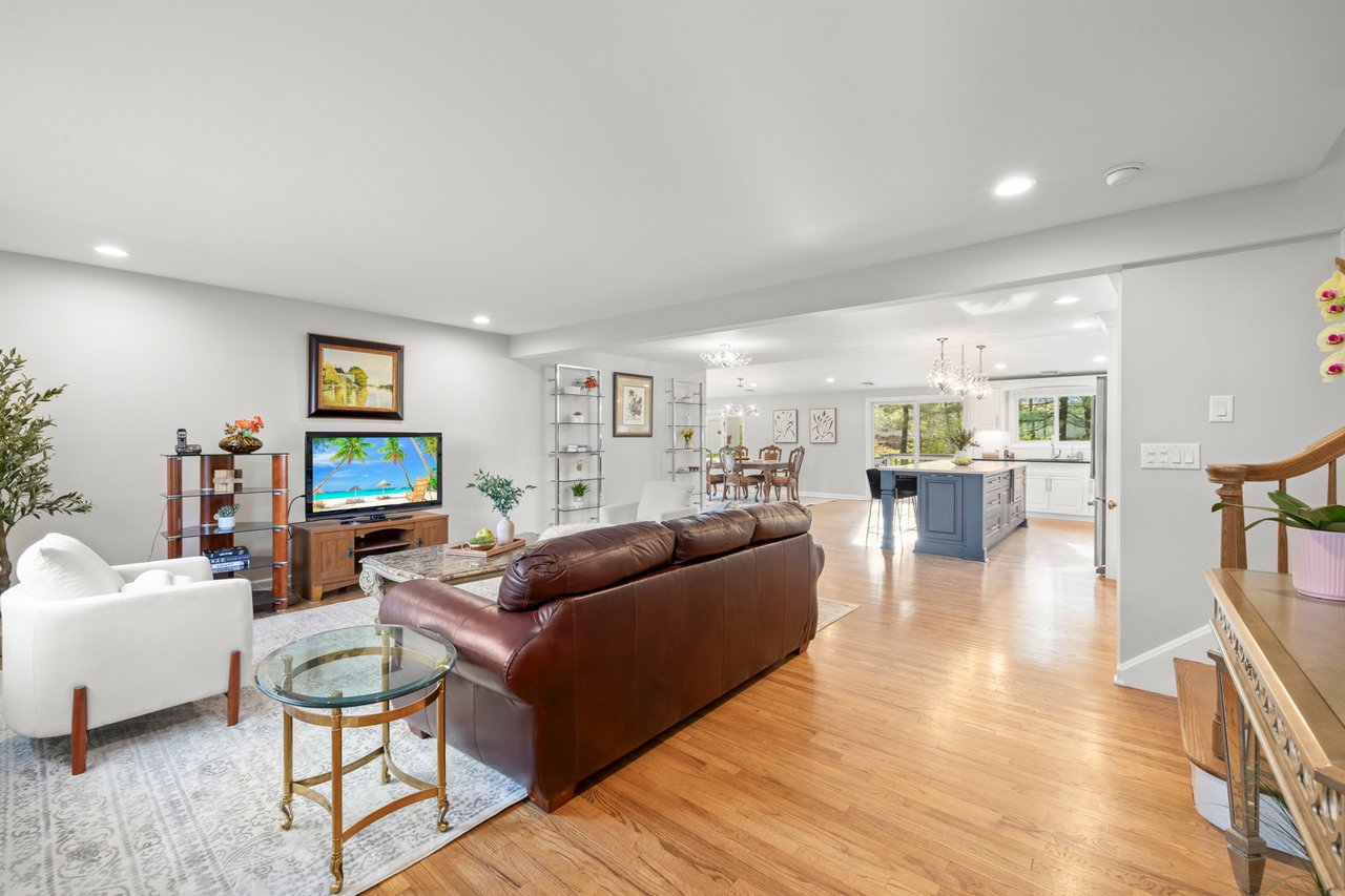 7 Kinkead Dr, Livingston