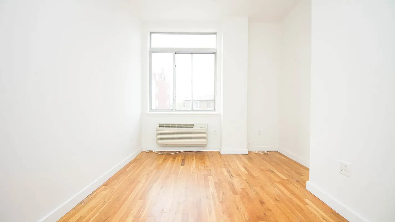 184 Noll Street 2E