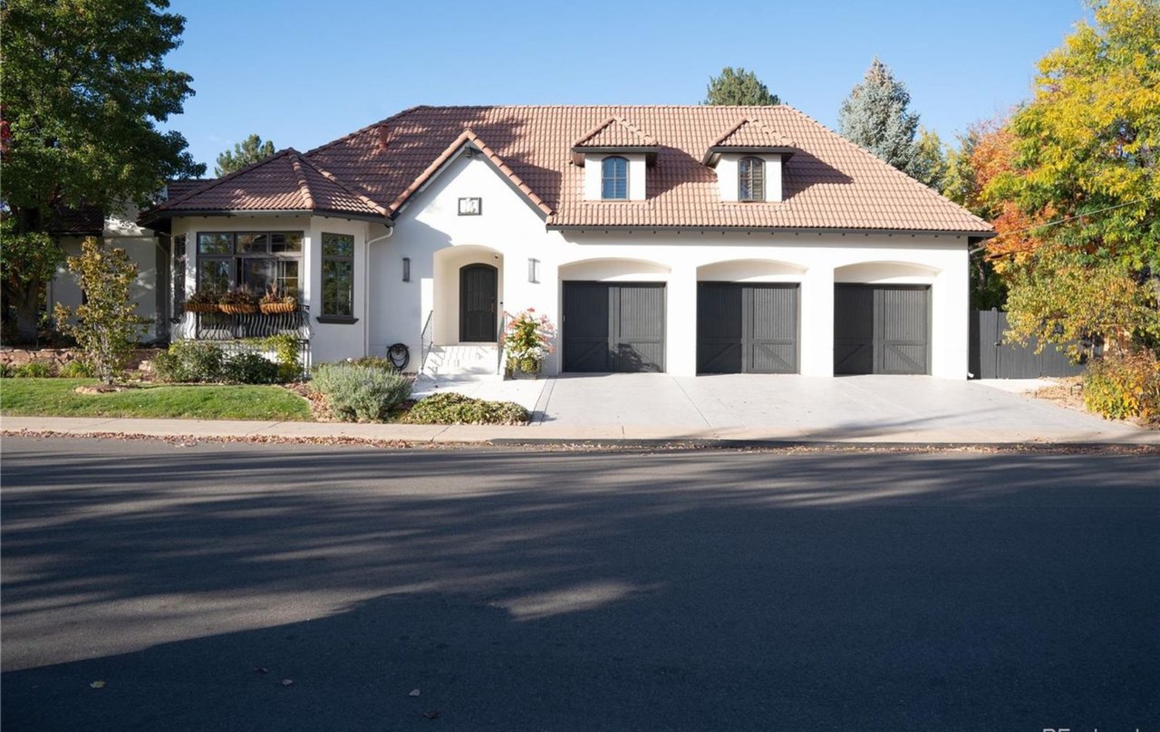 Exterior of luxury executive home at 190 S Glencoe St in Denver's Hilltop neighborhood