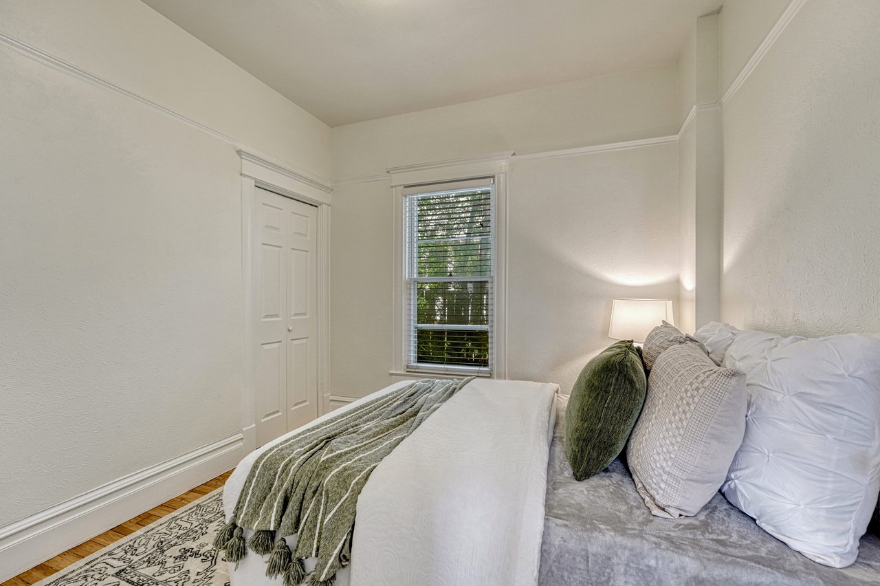 801 E Costilla Street