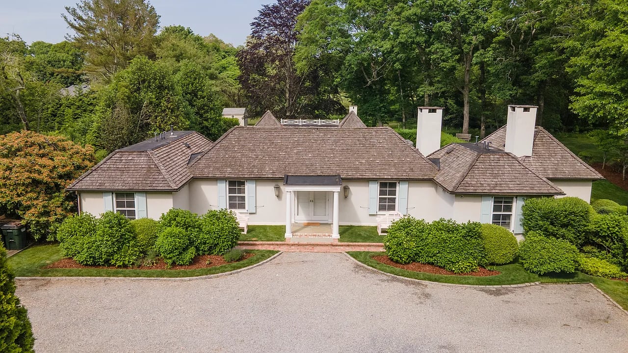 234 Tuckahoe Ln
