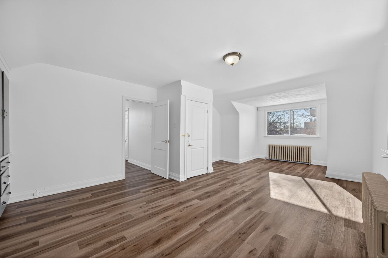 Beautifully Renovated Upper-Unit