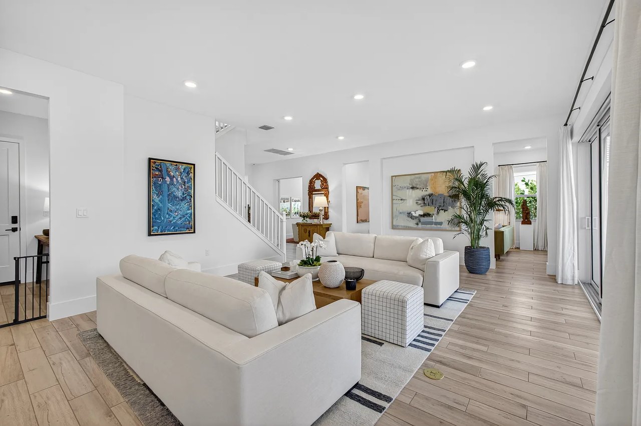 12249 Waterstone Cir