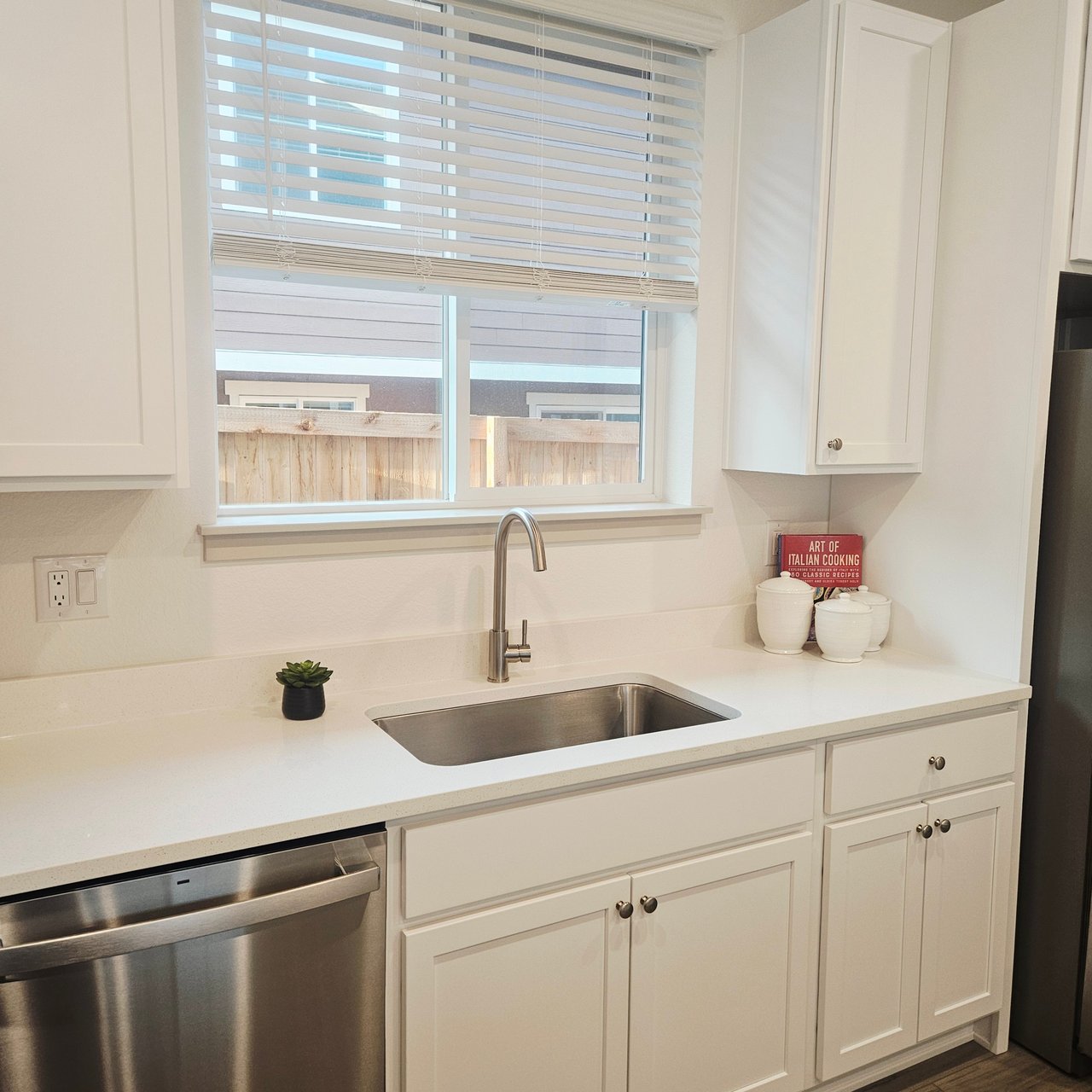 2 Bed 2.5 Bath Townhome Longmont