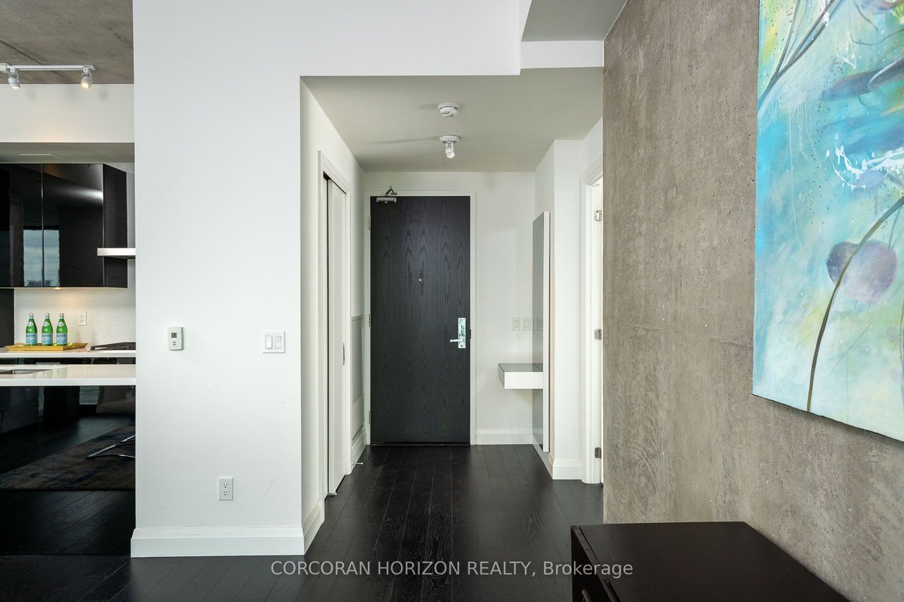 PENTHOUSE PERFECTION ON THEATRE ROW