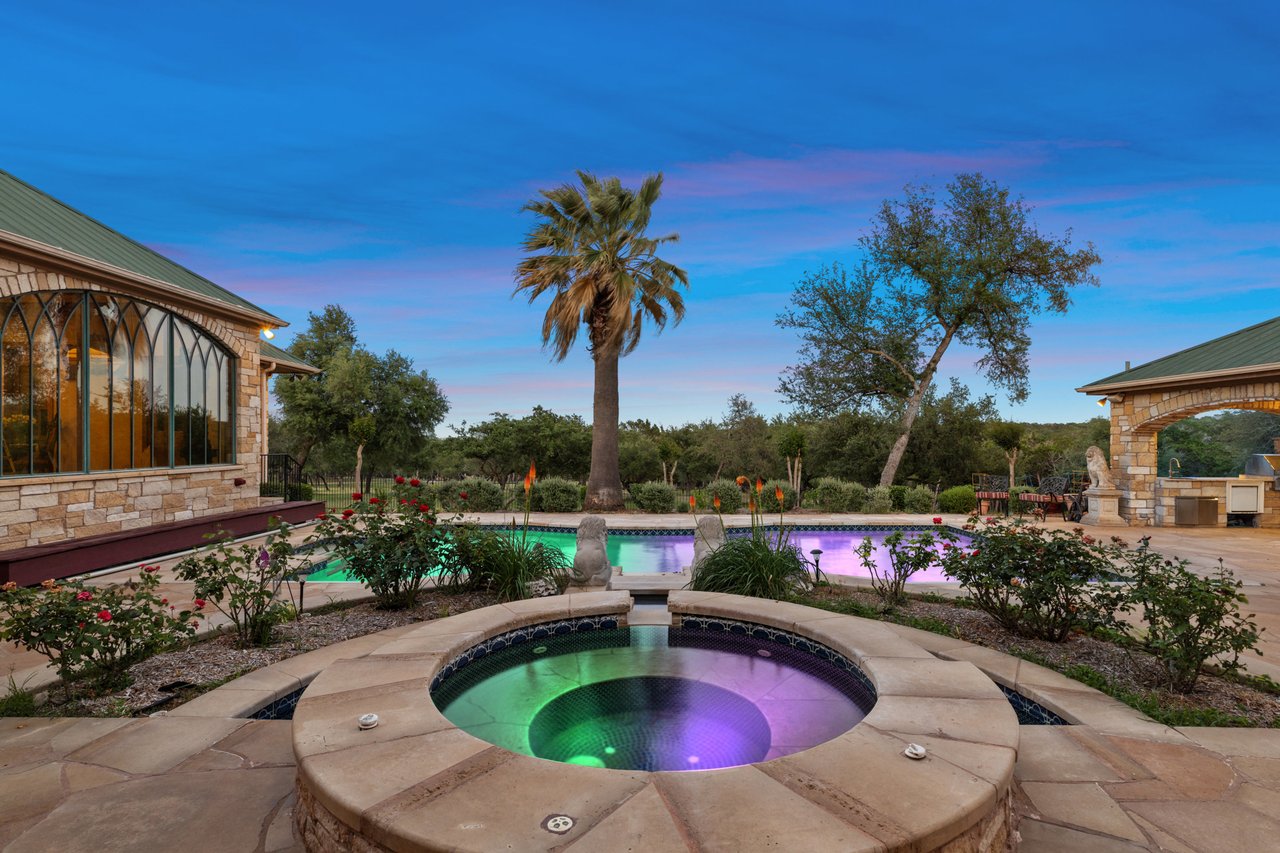32 Acre Estate