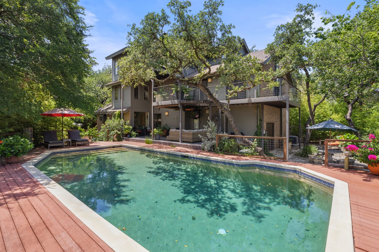 3601 Moon River Road