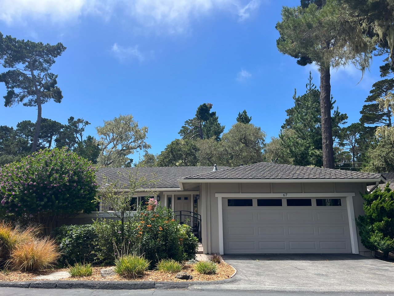 Country Club Gate / Forest Grove