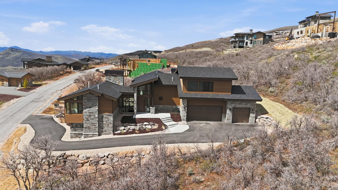 11004 N Wrangler Circle