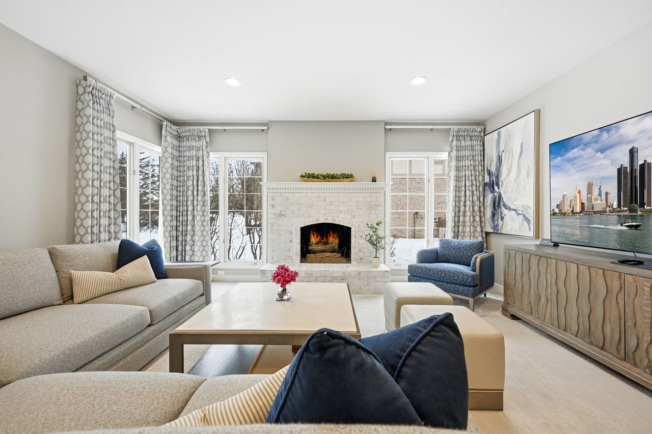 21823 Picadilly Circle