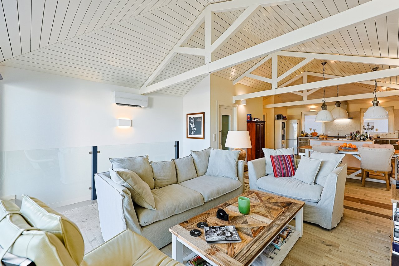 Elevated Riverside Living Minutes from Comporta