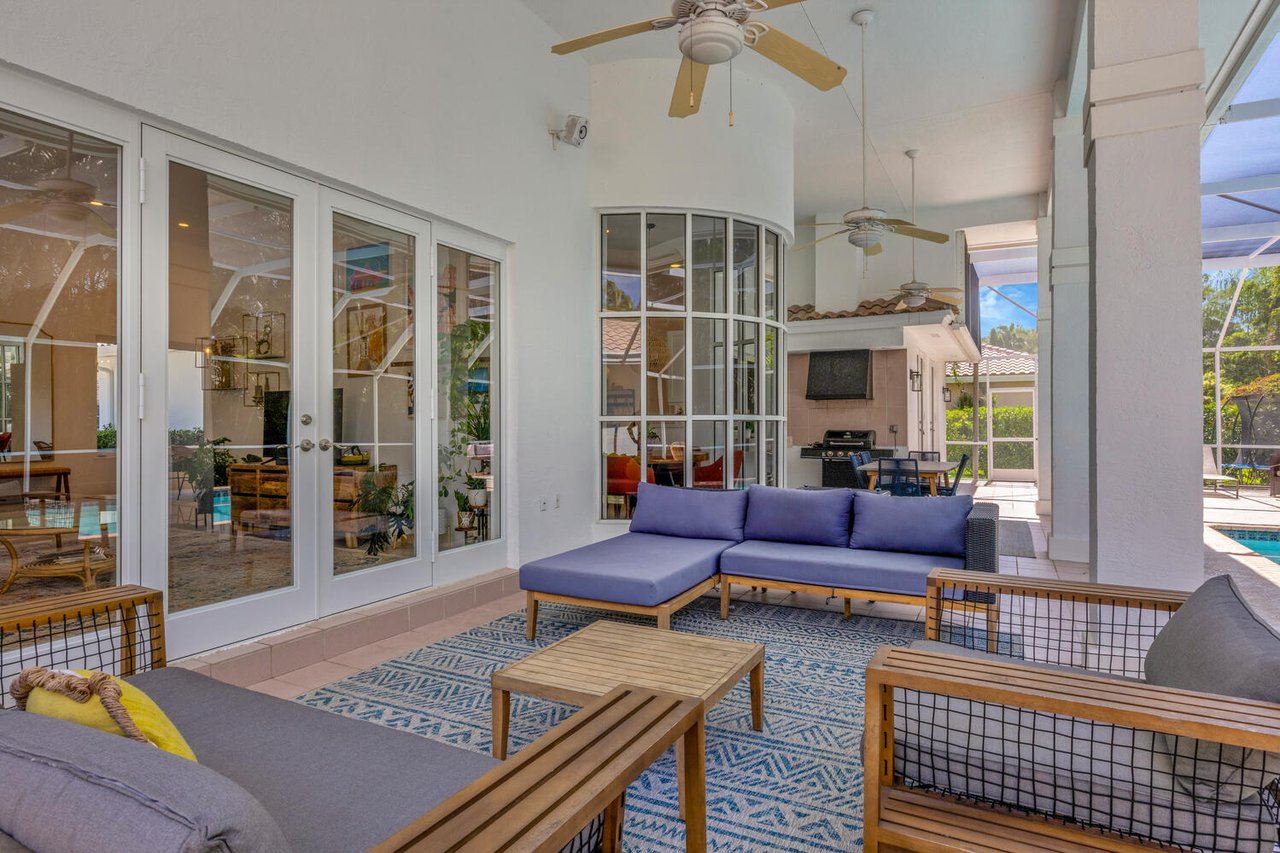 Palmetto Bay Perfection: Spacious, Serene, Stunning