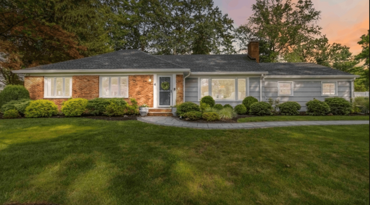 4 Allen Drive