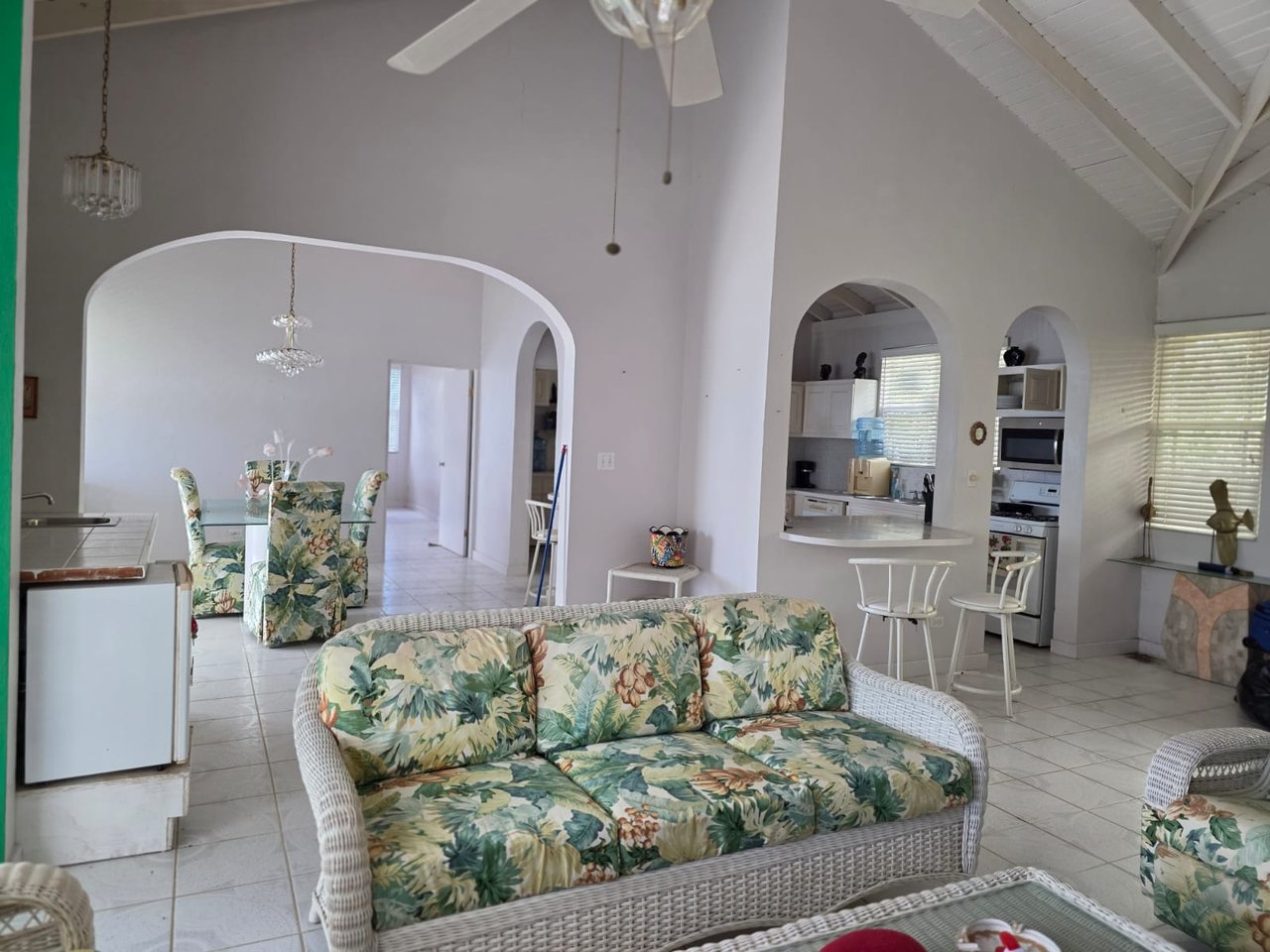 1117 Luck Hill Fixer Upper