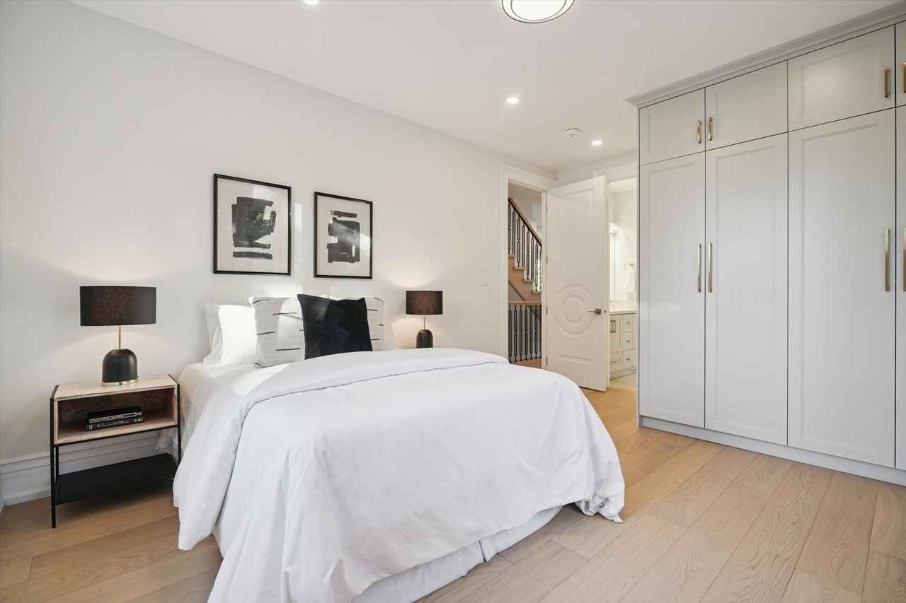 452 Rothesay Place